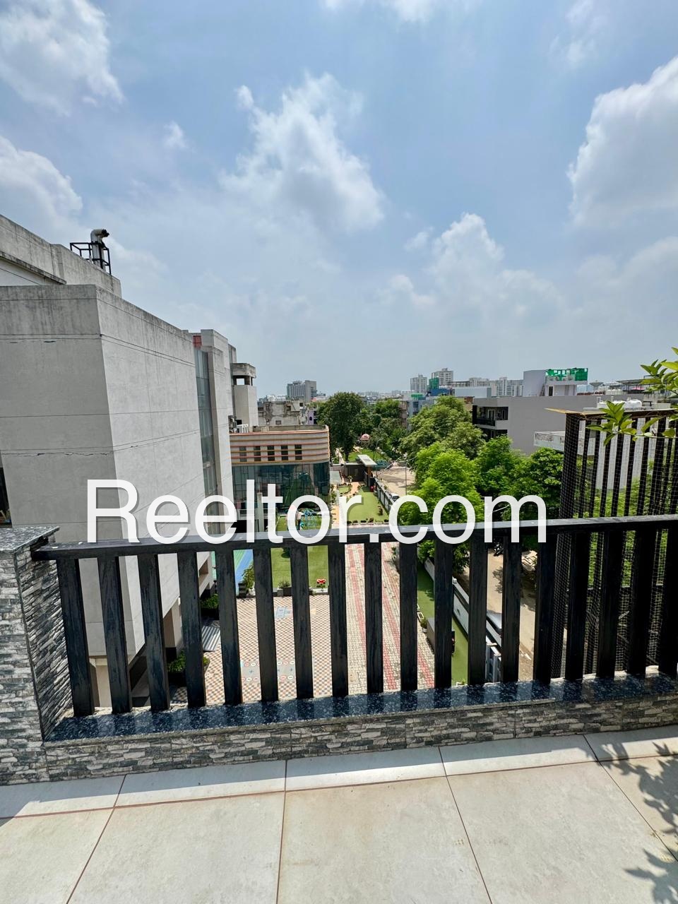 Shop For Rent In Harinabasti Sonai