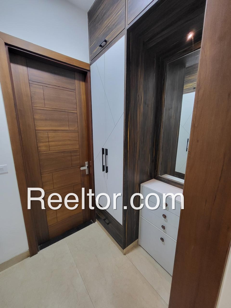 Villa For Sale In Bhadki Jirapur