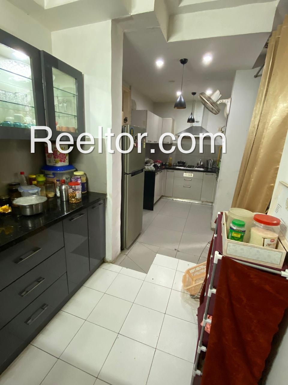 Villa For Rent In Anbatpalle Lingal