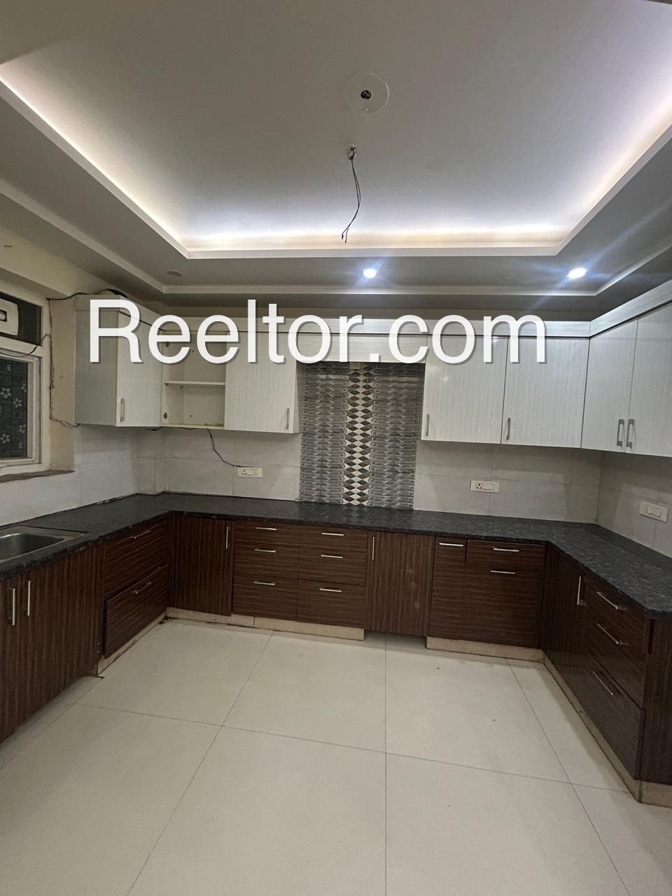 Villa For Sale In Masoli Ajra